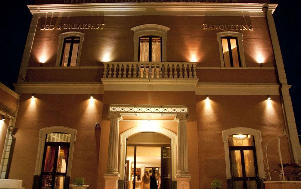 埃特纳科拉洛别墅酒店 Aci SantʼAntonio 外观 照片